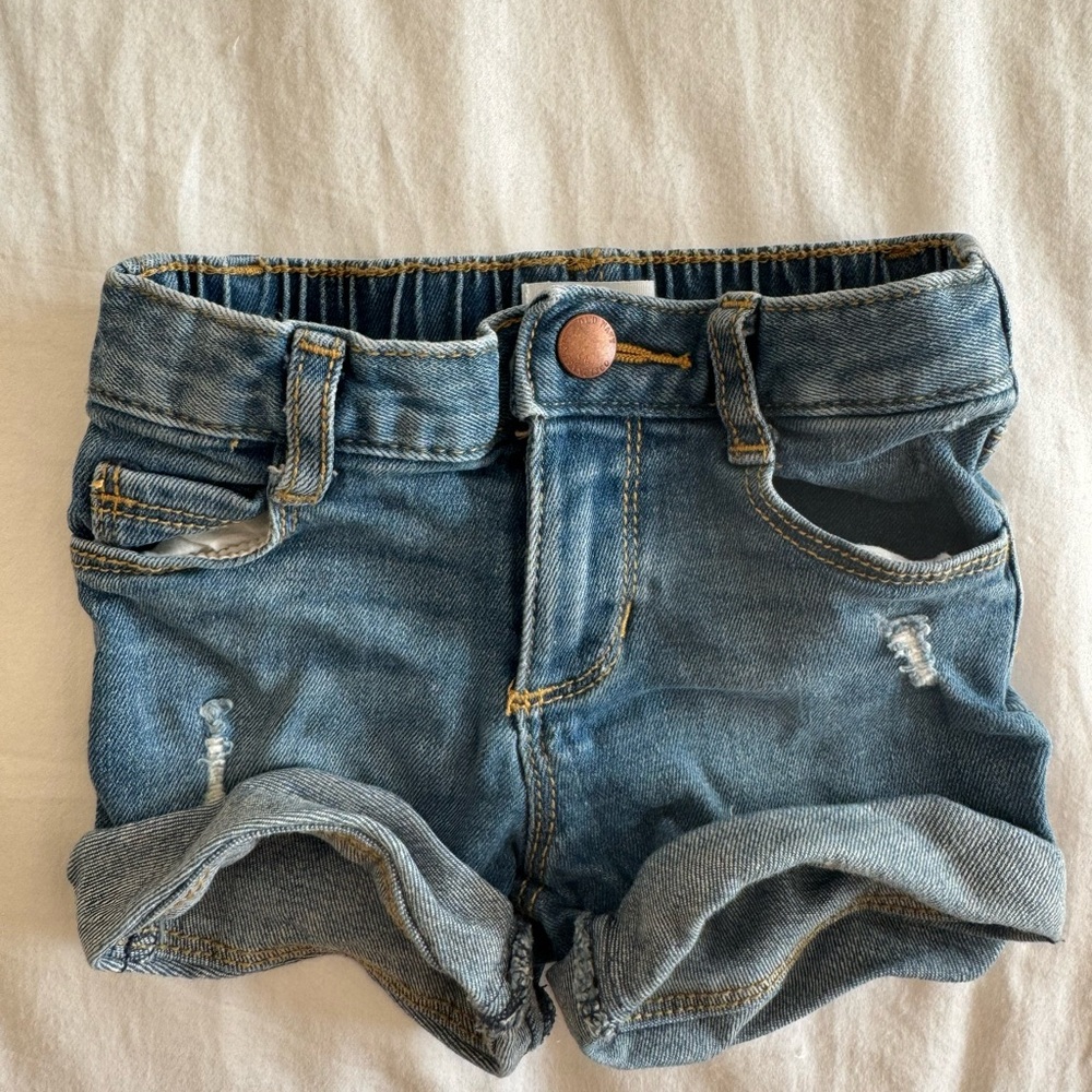 Old Navy girl Jean shorts, 18-24 months